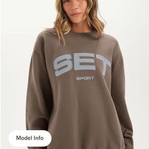 SET Active midweight sweats Staple set crewneck (Rush color)